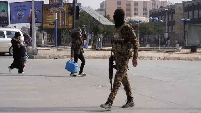 "الدفاع السورية" تعلن وقفها إطلاق النار في حلب