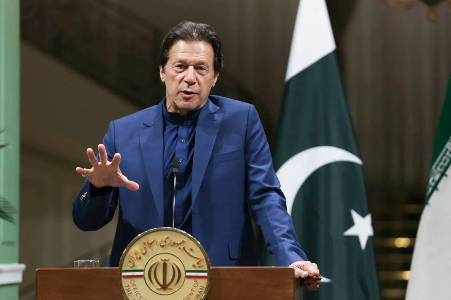 باكستان: الحكم بالسجن 14 عاماً على عمران خان
