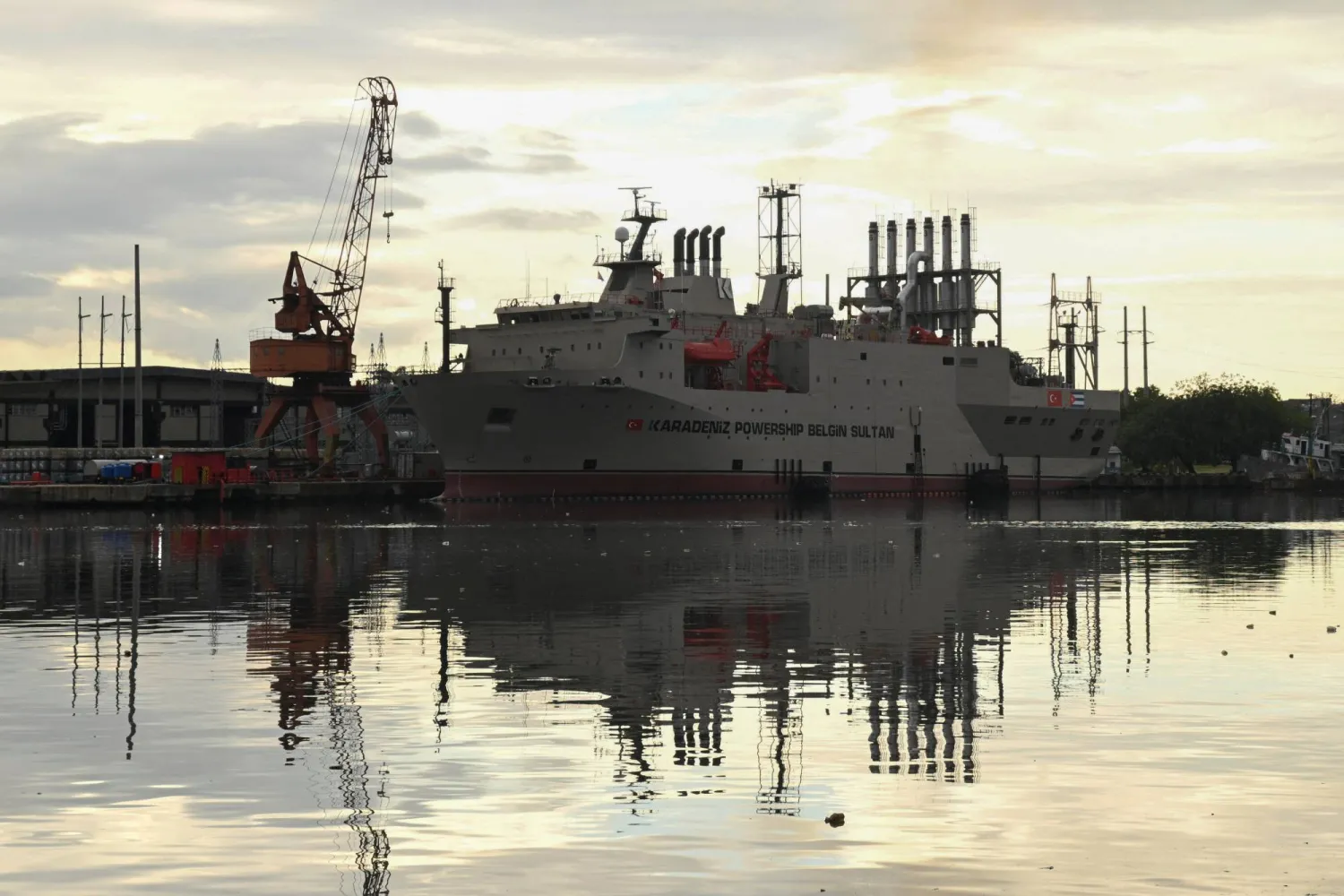 النفط يرتفع 1.5% بفعل تزايد مخاوف الهجوم الإيراني