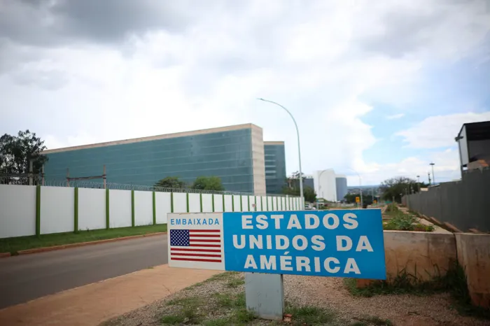 أمريكا تطلب من الملحق الأمني البرازيلي المغادرة