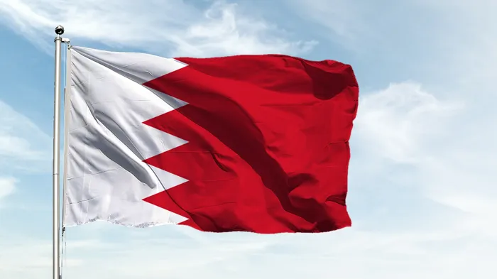البحرين.. صفارات الإنذار تدوي والداخلية تدعو للتوجه إلى الأماكن الآمنة