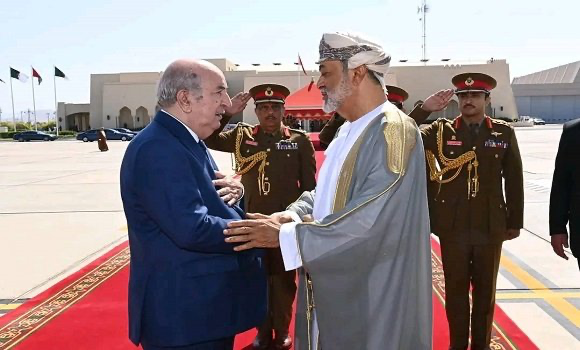 سلطنة عمان والجزائر تؤكدان أهمية التعاون والتنسيق بين البلدين