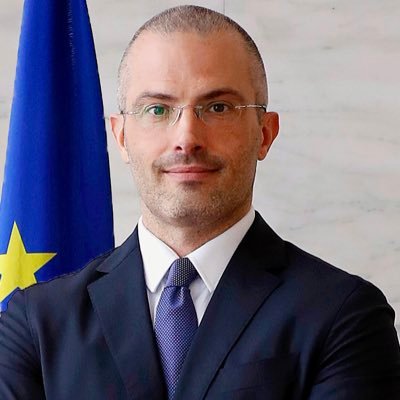 سفير الاتحاد الأوروبي لدي ليبيا يشدد على أهمية الوصول إلى مؤسسات موحدة وشرعية، وإجراء انتخابات وطنية في ليبيا.