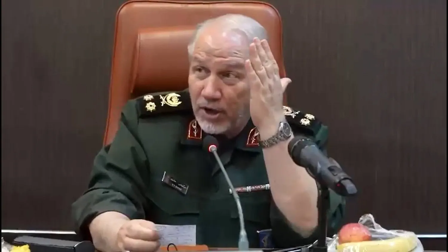 مستشار خامنئي: يجب أن نكون مستعدين لكل السيناريوهات