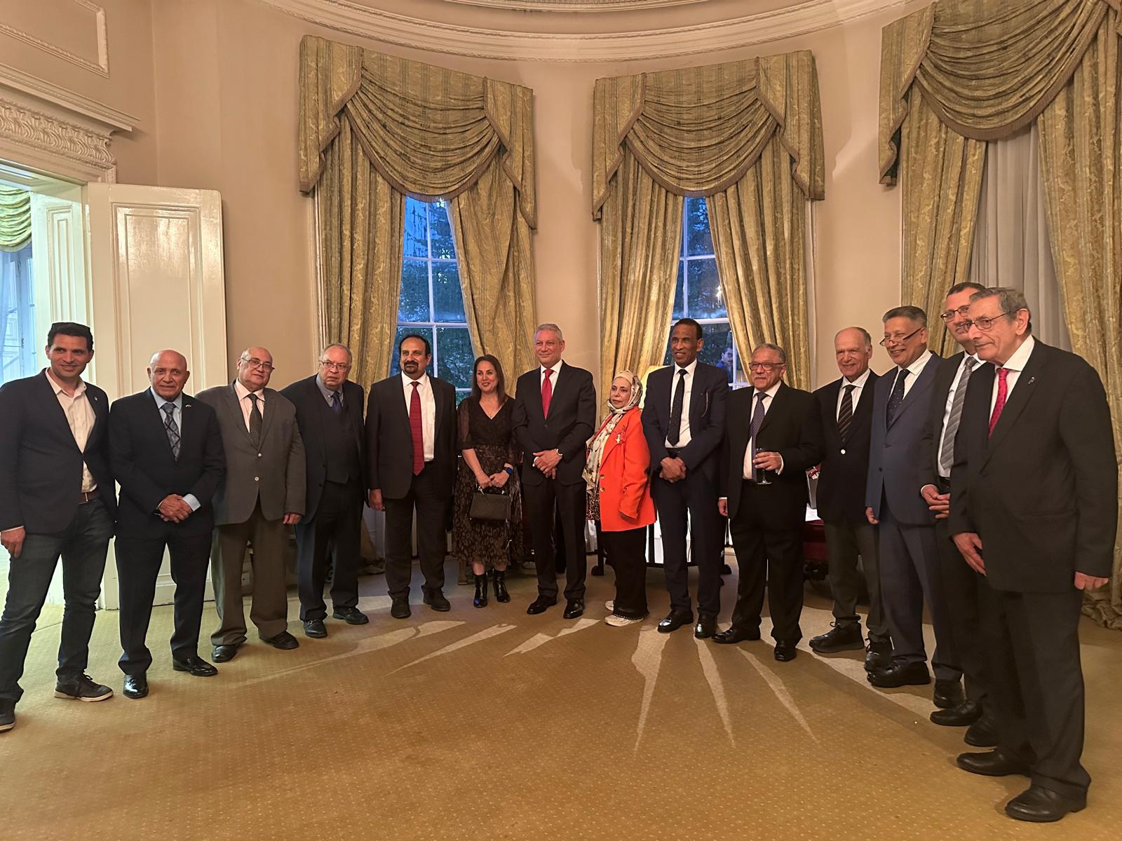 لندن تكرم القنصل العام المصرى 