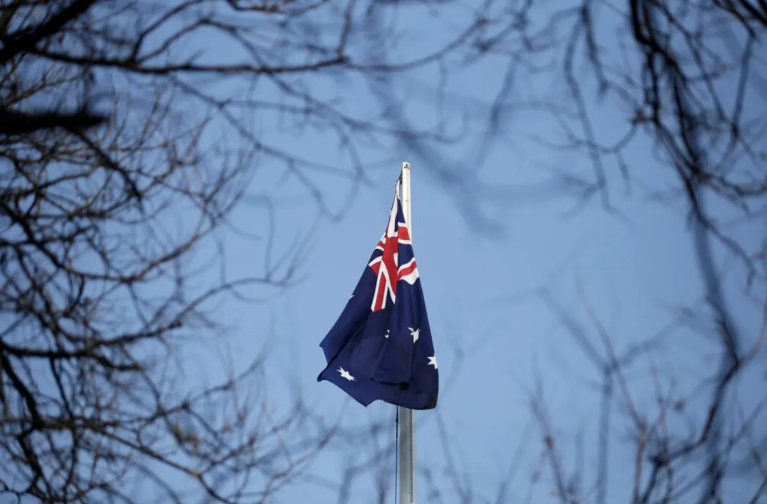 أستراليا تقيّد مؤقتاً سفر حاملي تأشيرات الزيارة الإيرانيين