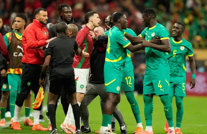 بعد سحب اللقب من السنغال.. قرارات جديدة للكاف بشأن نهائي أمم إفريقيا