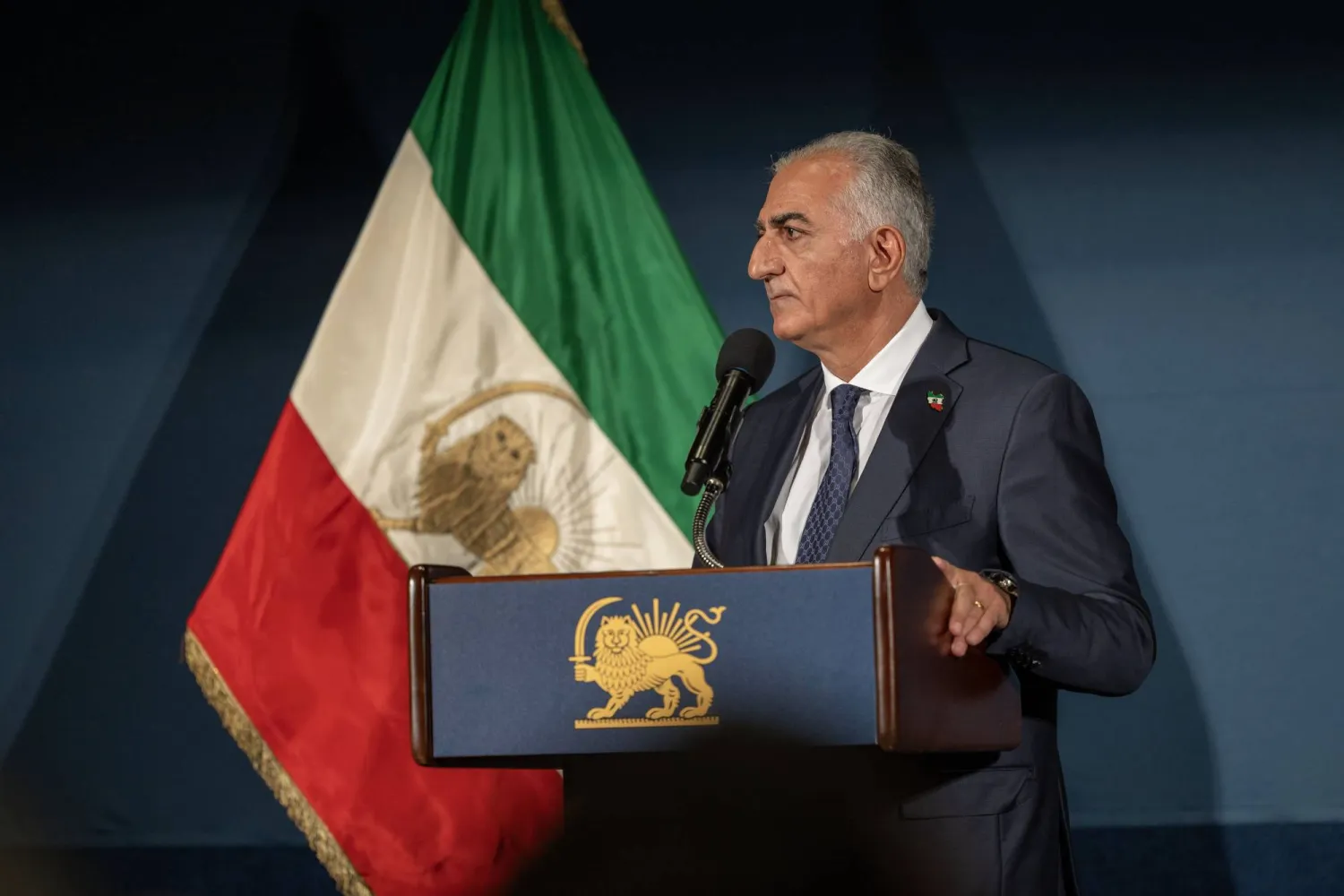 هدوء حذر في طهران... وبهلوي يدعو الإيرانيين للنزول إلى الشوارع مجدداً