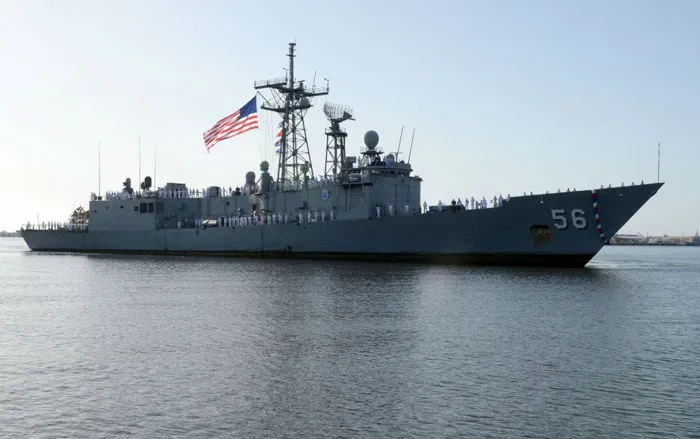 الجيش الأمريكي يعلن وقف حركة التجارة البحرية من وإلى إيران