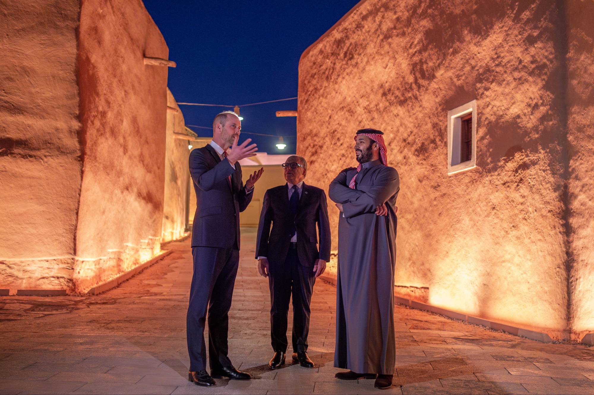 محمد بن سلمان يصطحب ويليام في جولة بـ«الدرعية»