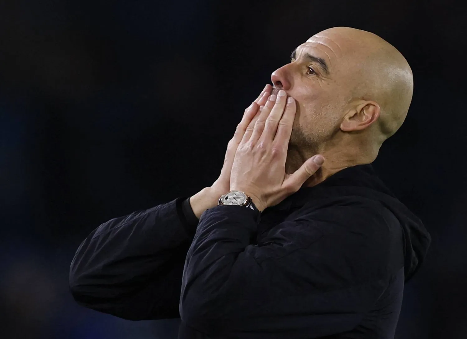 غوارديولا ينتقد جماهير ليدز بسبب صافرات الاستهجان ضد لاعبين صائمين