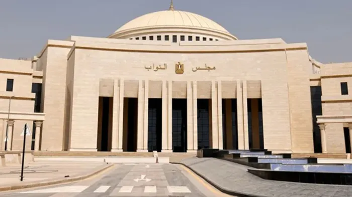 غلق صناديق الاقتراع في المرحلة الأولى للانتخابات البرلمانية المصرية