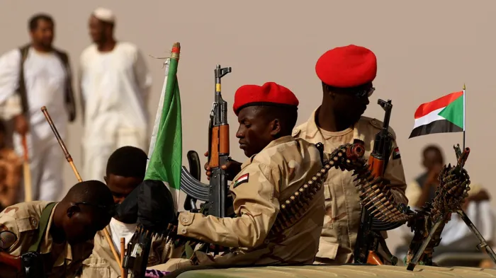 الجيش السوداني يسيطر على المقر الرئيسي للبنك المركزي بالخرطوم