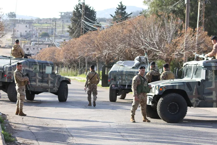 الجيش اللبناني يدعو المواطنين للتريث في العودة لمناطق الجنوب
