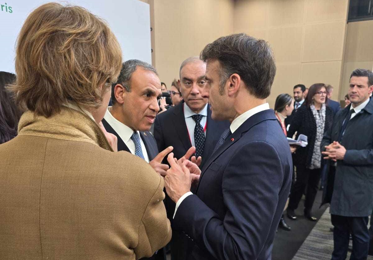 وزير الخارجية لـ الرئيس الفرنسي: مصر بصدد بلورة تصور شامل يهدف إلى مساعدة الفلسطينيين فى غز