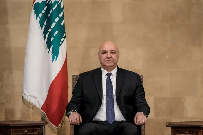 رئيس لبنان يتعهد بمعاقبة منفذي الهجوم على موكب يونيفيل