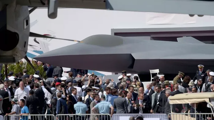 صراع العمالقة بين "داسو" و"إيرباص" يُسقط حلم "طائرة المستقبل" الأوروبية