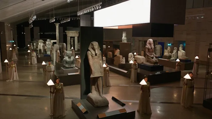 الهرم الرابع والملك الذهبي.. تراث مصري أثار إعجاب العالم في افتتاح المتحف الكبير