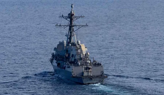 القيادة المركزية الأمريكية: اعتراض سفينة كانت متجهة لميناء إيراني