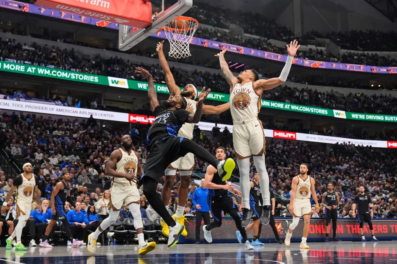 تأجيل مباراة بدوري السلة الأميركي بعد مقتل رجل في منيابوليس