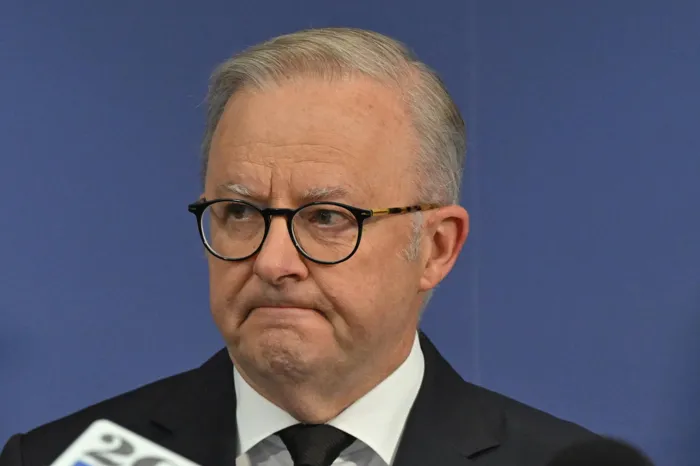 أستراليا تدرس تشديد قوانين السلاح بعد مقتل 16 شخصًا في حادث سيدني