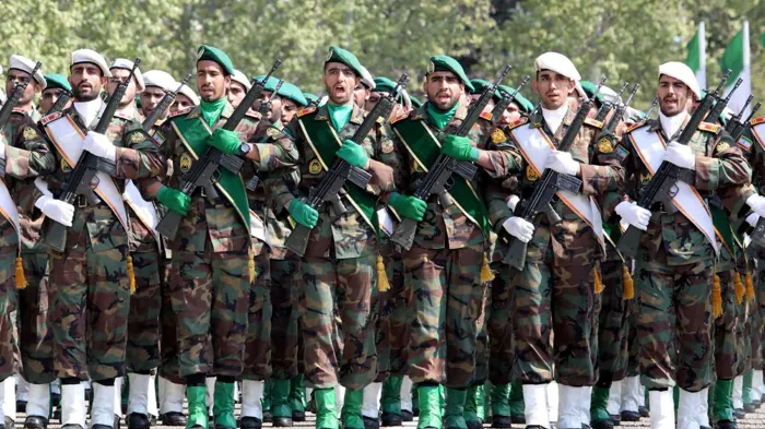 إيران: الجيش الأمريكي انتهك وقف إطلاق النار