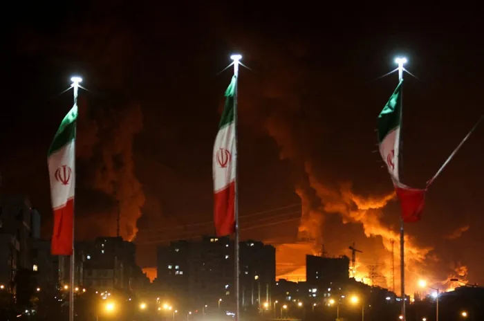 طهران تتعرض لغارات إسرائيلية مكثفة