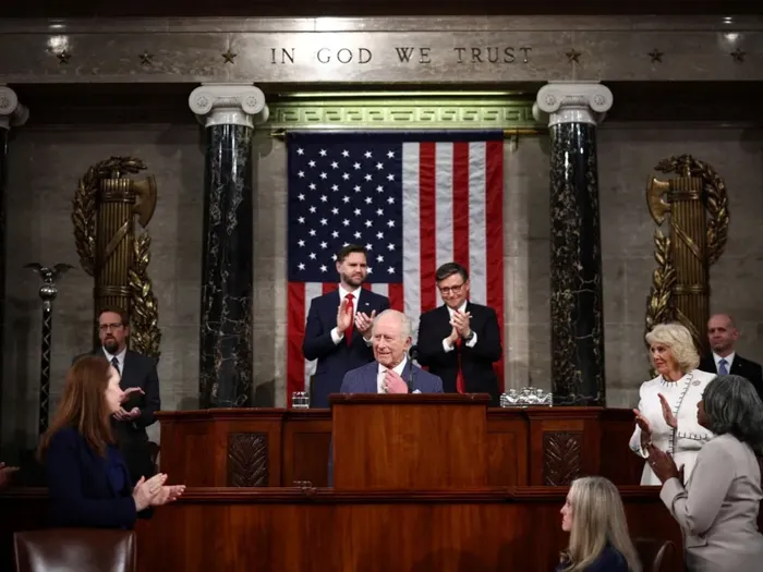 تشارلز الثالث أمام الكونجرس: مصير بريطانيا وأمريكا "مترابط"